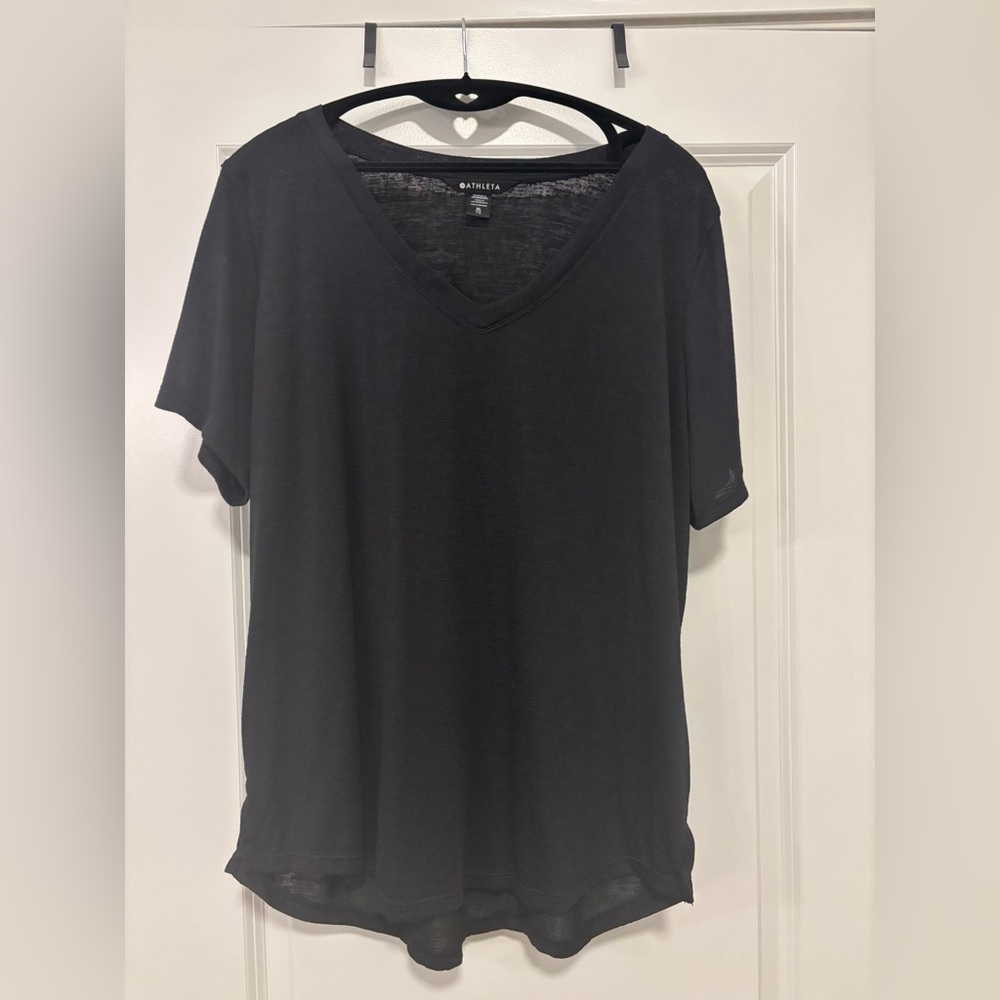 Athleta Breeze V-Neck Black Tee